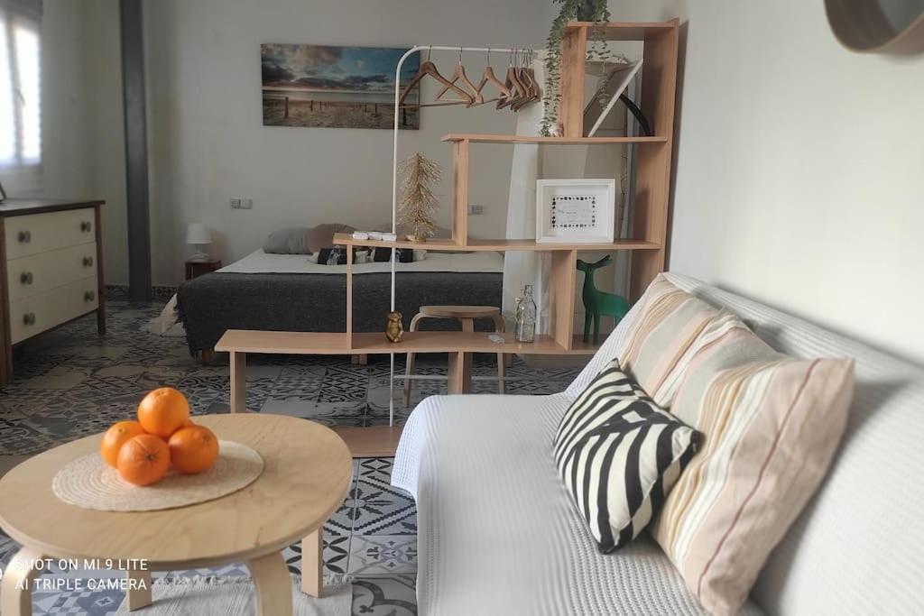 Ruzafa Terrace Oasis: Cozy A/c With Garden Access * València