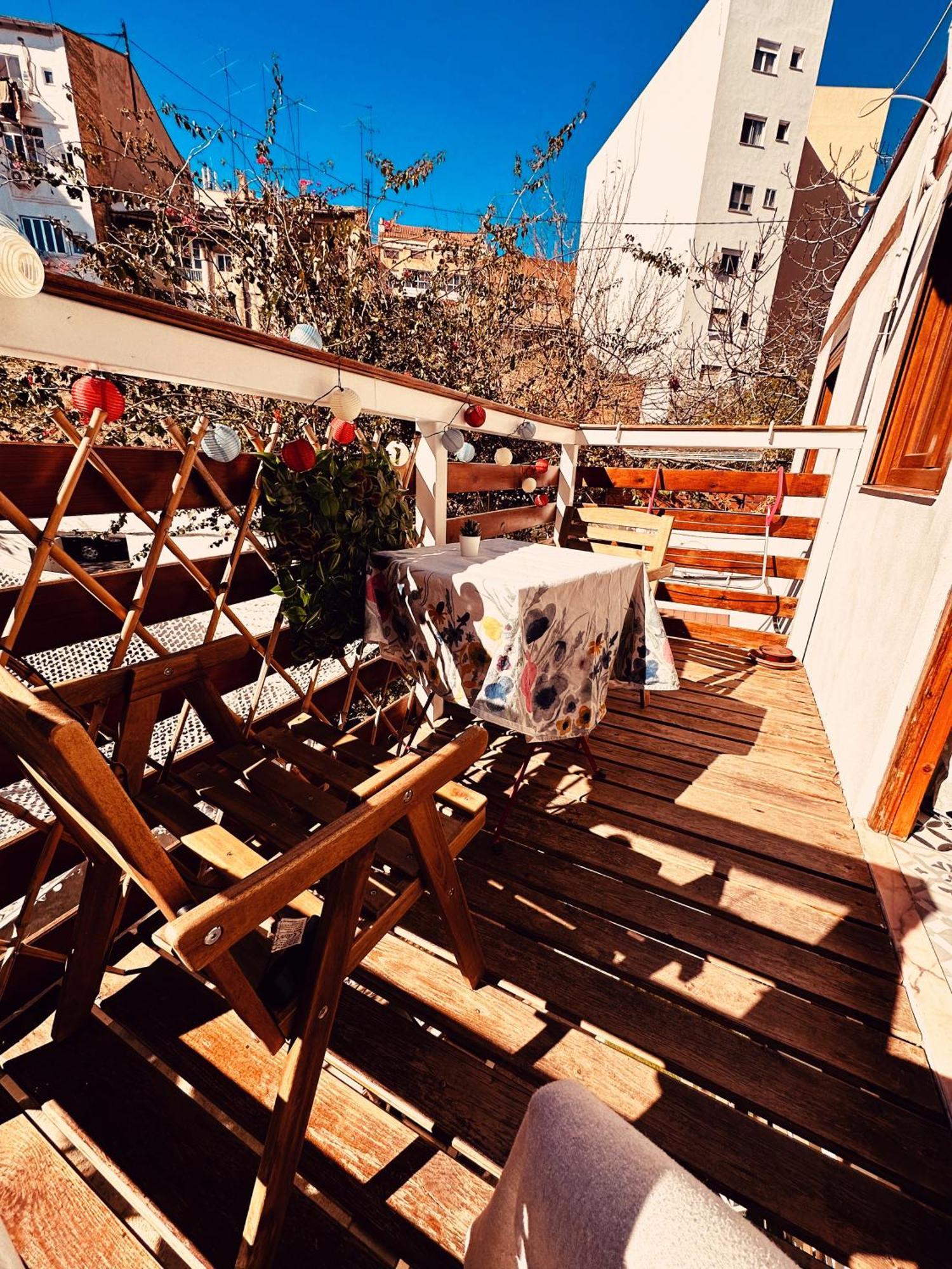 Apartament Ruzafa Terrace Oasis: Cozy A/c With Garden Access València